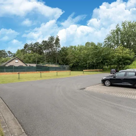 In Near Sandy Beaches Chalet De Haan