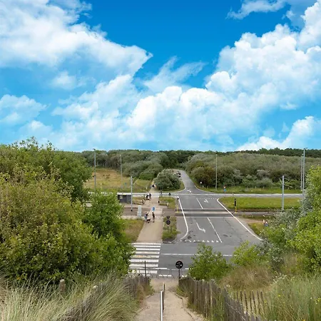 Chalet In Near Sandy Beaches *