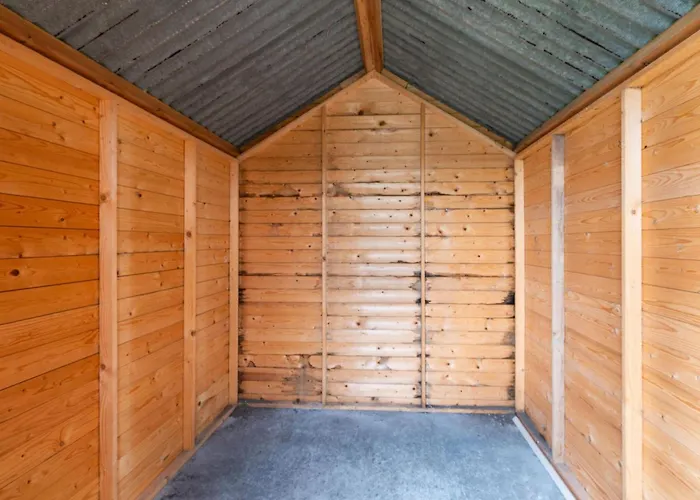 In Near Sandy Beaches Chalet