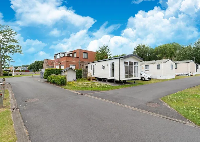 Chalet In Near Sandy Beaches