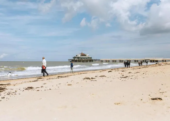 Chalet In Near Sandy Beaches
